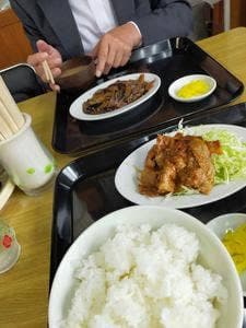 食堂 一二九