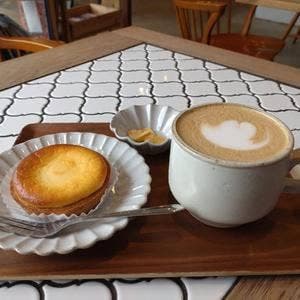 かんぶつとコーヒーのお店 まるに商店