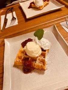ワッフルとジャムの店 森乃珈琲店曇り時々晴れ 長野駅前店