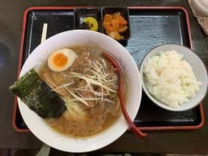 新鮮ホルモン市場