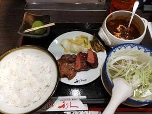 牛たん炭焼 利久 博多デイトス店