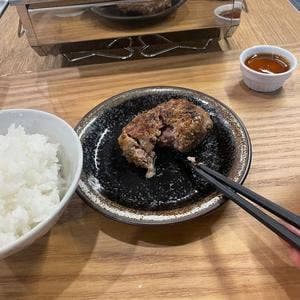 平尾ハンバーグ 白金店