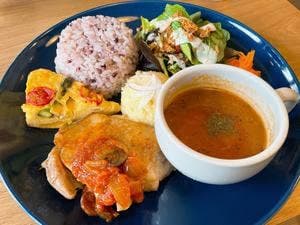 デジナーレカフェ 氷川台店