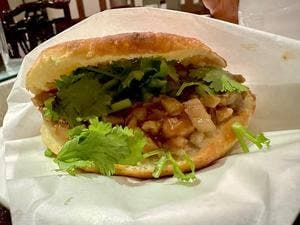 四川料理 秋 神保町本店
