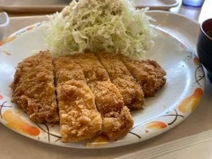 A-Z はやと フードコート