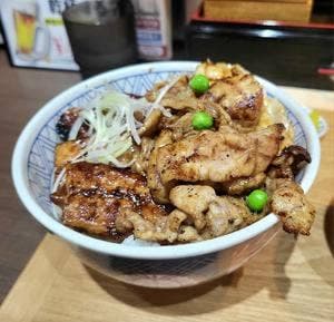 元祖豚丼屋 TONTON 蒲生四丁目店