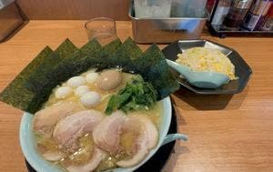 横浜家系ラーメン 町田商店 姫路店