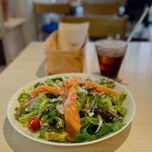 イッタラ表参道 ストア&カフェ