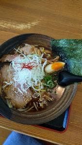 麺屋 じぇんとるめん