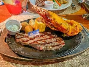 サムズバイザシー 泡瀬店