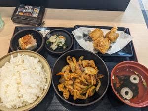 ゆで太郎/もつ次郎 横浜中田東店