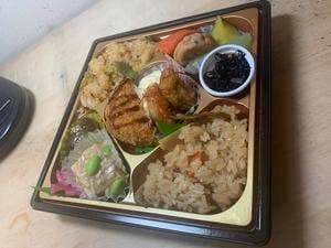 おこわ米八 エミオ武蔵境店