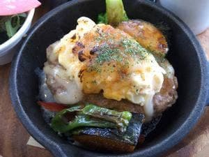 ヒルズテラス LAGO BIANCO