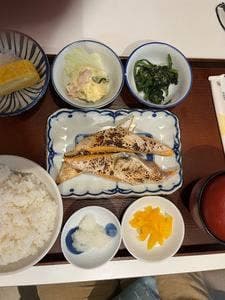炭火焼魚定食と釜戸ごはん 天四食堂