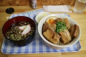 食べ小屋 はやと