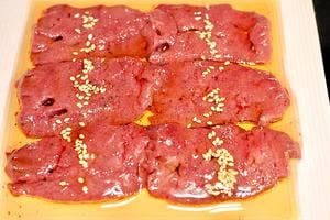 老舗精肉店直送 千種焼肉 飛騨牛の奴隷