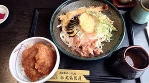 丸仙そば花月支店