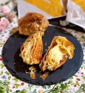 パティスリー クリ 二見本店