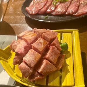 焼肉 肉萬