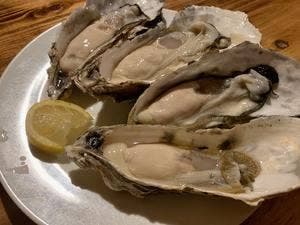 牡蠣小屋ろっこ