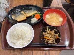 ごはんとお酒 Tiny Kitchen
