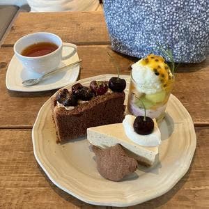 紅茶と焼き菓子のCafe Shukran