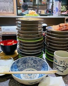 回転寿司 根室花まる 南25条店