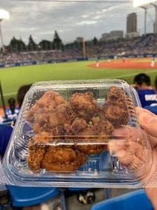 うどんとぼんた 明治神宮球場内店