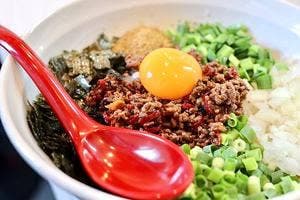 濃厚豚骨 台湾まぜそば なつき
