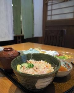 かに通 博多店