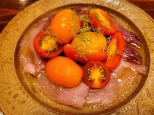 無国籍料理店 極楽孔雀