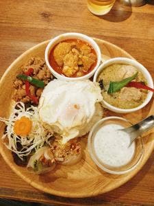 SIAM ORCHID 八重洲地下街店