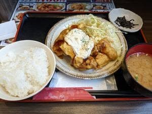 焼肉ホルモン酒場 ホルモン カラカラ