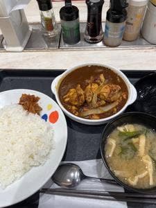 松屋 / マイカリー食堂 西新宿タワー60店