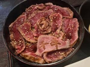 肉まぶし専門店 千牛
