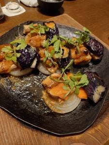 ダイナミックキッチン＆バー 燦 ヒルトンプラザウエスト店