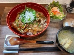 牛たんとステーキ まはろ