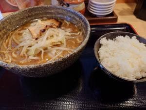 麺屋・國丸。 旭軒