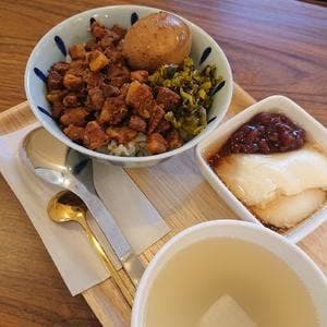 阿嬷豆花店