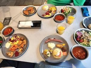 BANKERS STREET CAFE ザ スクエアホテル金沢