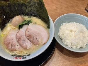 横浜家系ラーメン 町田商店 守山店