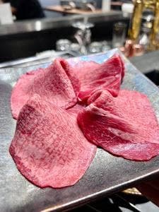 焼肉 MEAT BANK.jp