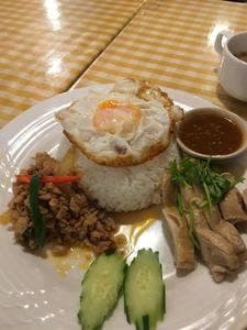 ティーヌン 飯田橋ラムラ店