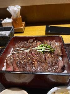 彩四季 炉端料理・離れ個室 しゃにむに 心斎橋本店