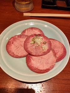 焼肉酒場 新世界