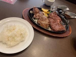 MONSTER GRILL 草加店