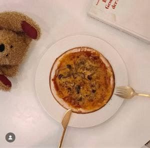teddy bisscuit cafe