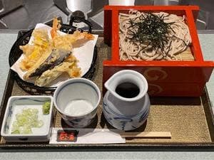めん房つるつる 御経塚店