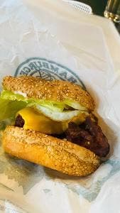 ラッキーピエロ 森町 赤井川店