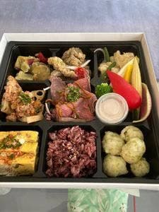 ワイン食堂トランク イタリアゴハン 小禄店